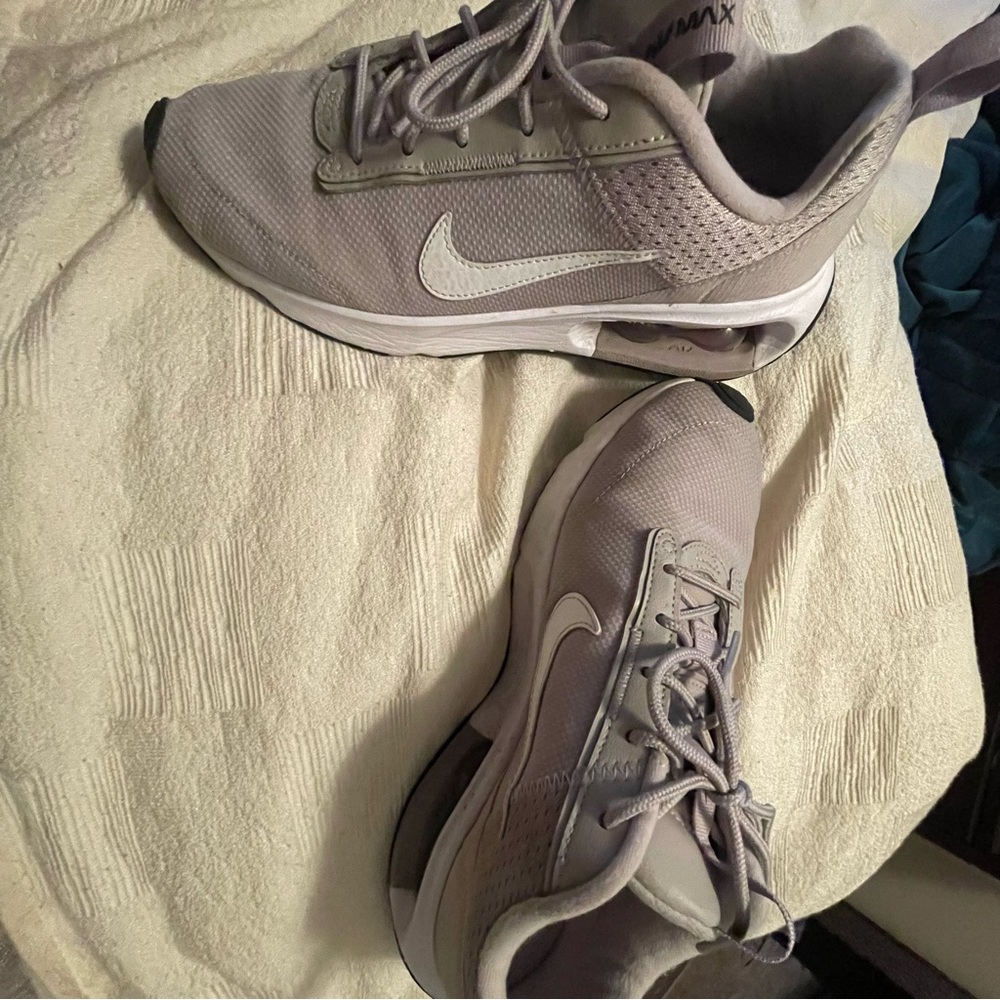 Womens Nike air max